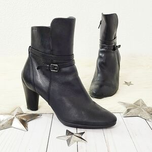 Ecco Sculptured 75 ankle boot black leather buckle size 40